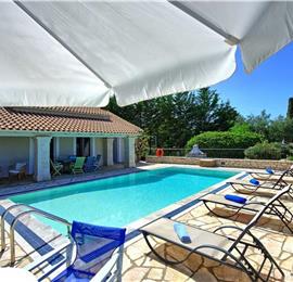 3 bedroom villa with pool in Kassiopi, Corfu, sleeps 6